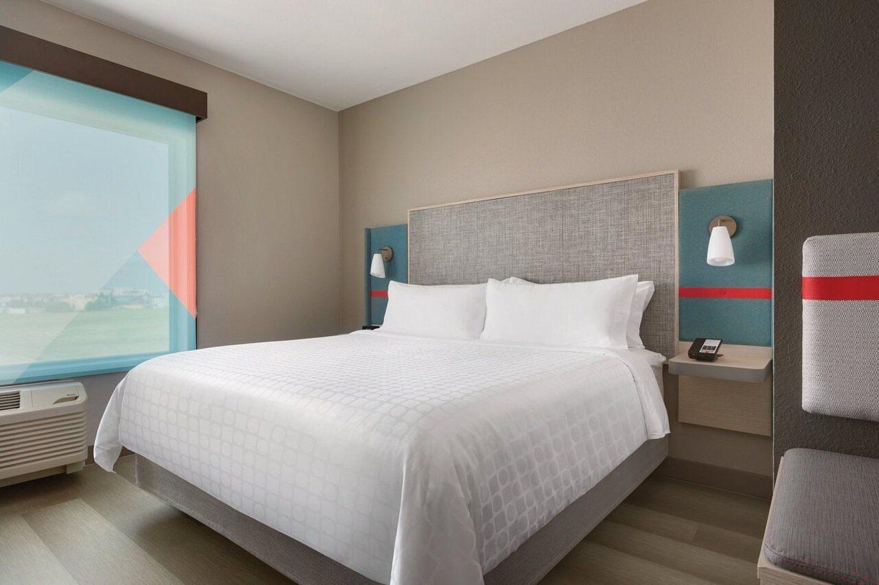 Avid Hotels - Salem By Ihg Exterior photo